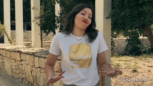 Gesto para decir: "Modestamente, soy el mejor"