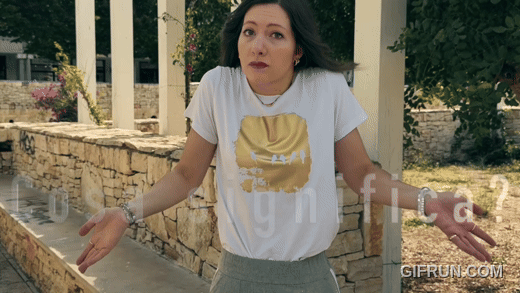 Gesture to say: "I Don't Know"